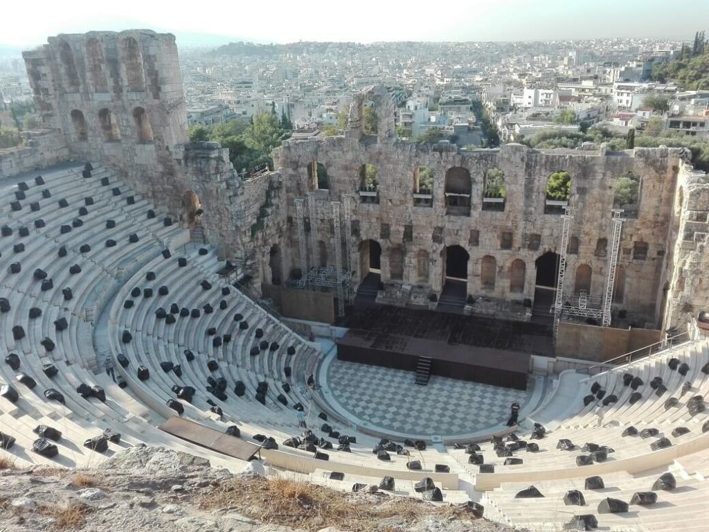 Acropolis.Teatro